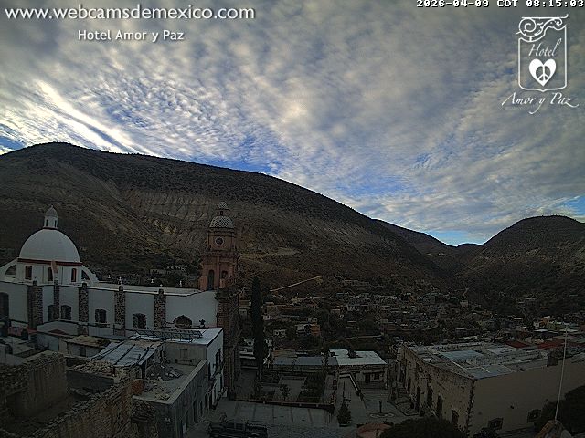 webcamsdemexico's tweet image. Los rostros de México 🇲🇽: así despiertan 4 rincones de nuestro hermoso país.
#PuebloMágico, nieve, nubes ¿Cuál es tu favorito? 🌄
- #Bernal #Querétaro vía @QroTravel 
- #GTM Gran Telescopio Milimétrico
- #RealDeCatorce #SLP vista centro
- #Volcán #Popocatépetl vista Amecameca