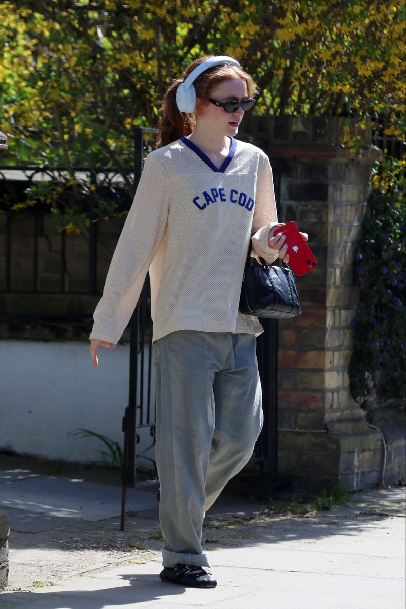 sadie sink in london