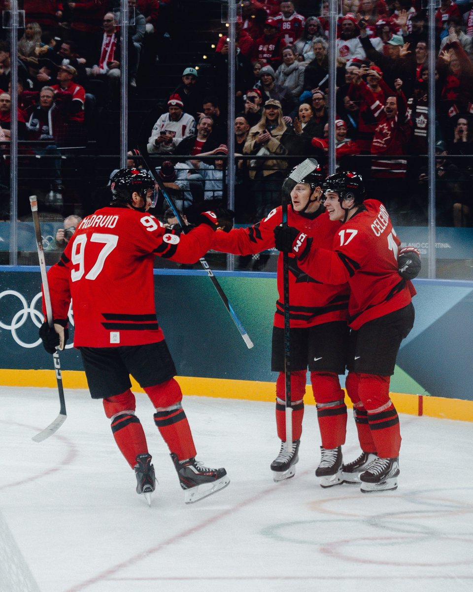 z - 뾰🎱🎗 tweet media