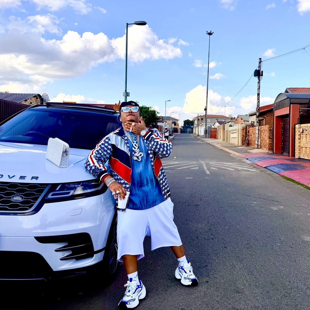 #JUSTFOLLOWBACK tweet media