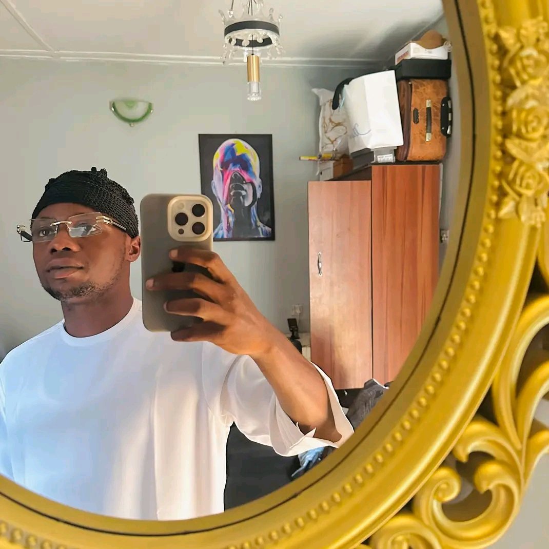 Saviour Godwin tweet media