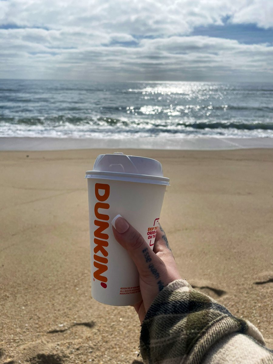 lightning tweet media