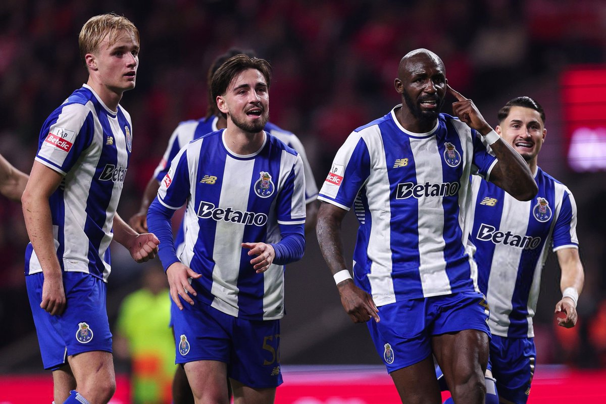 Instant Foot ⚽️ tweet media