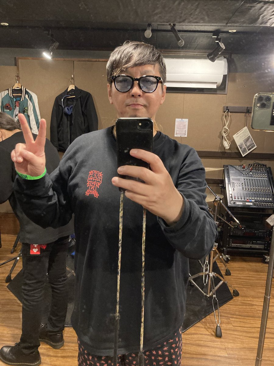 ｹﾝ･ｻﾞ･ﾒﾀﾙ☆ tweet media