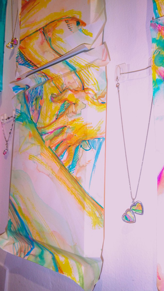 PORSZAAAAAAAAAAAAAAAA tweet media