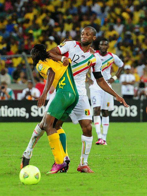 SlyCee10's tweet photo. @Shadaya_Knight She doesn't even have a licence https://t.co/BSUjR8HHjc