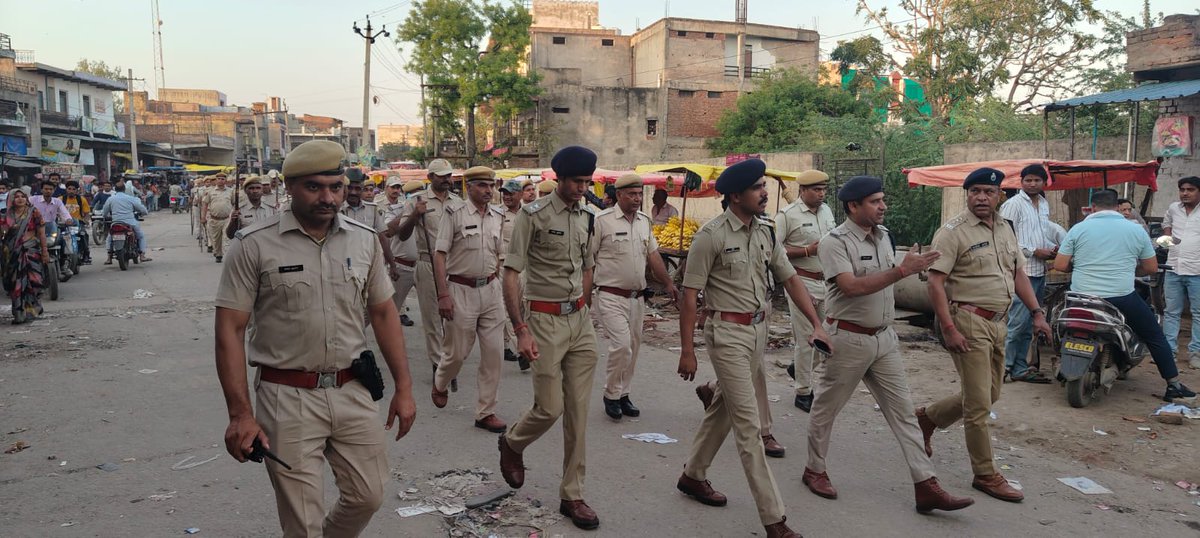 Deeg Police tweet media