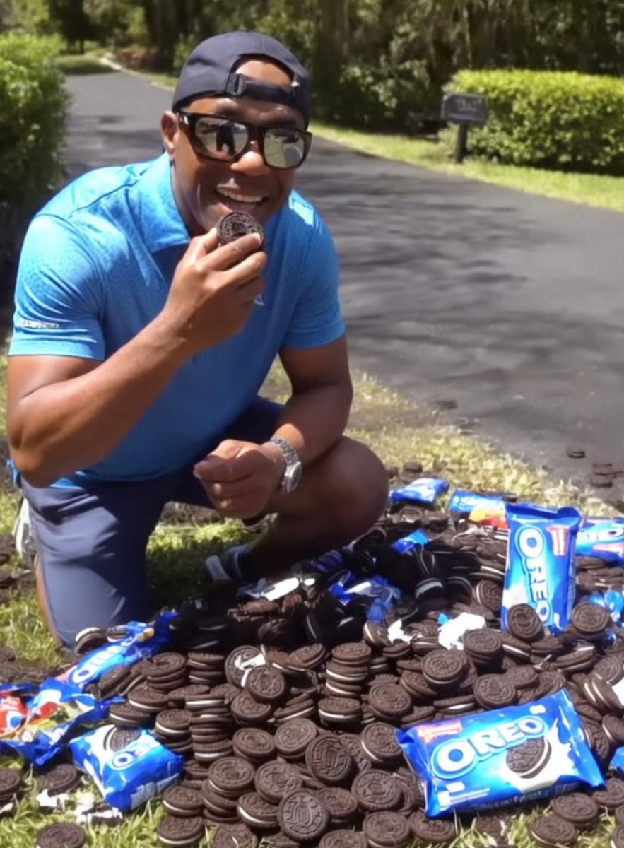 Tiger Woods Memes tweet media