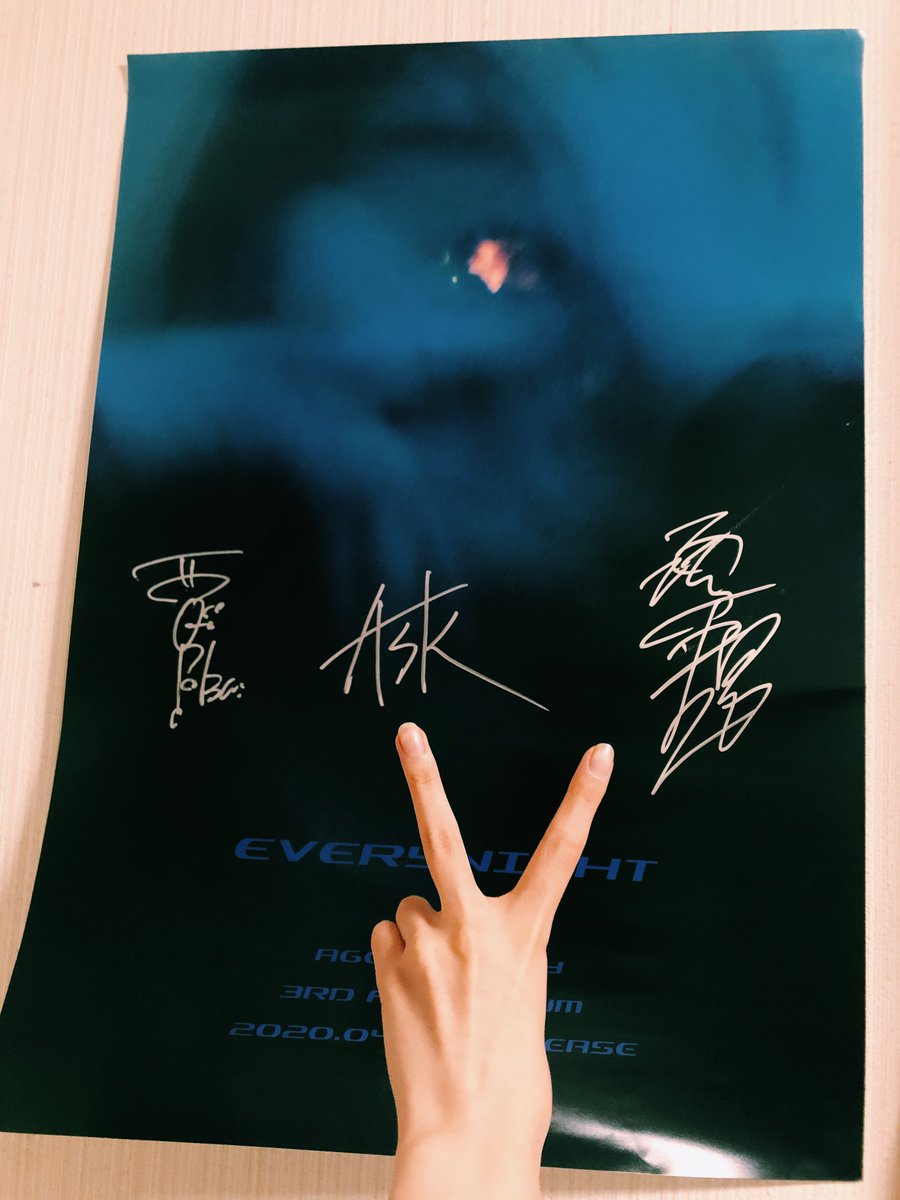 98n727's tweet photo. 唯一自慢できること

Age Factoryの直筆サイン入りポスターのキャンペーンのときにあつ森のマイデザイでAgeのジャケ写書いて応募したらすげー！って言ってもらえたこと

Age Factoryの直筆サイン入りポスター当たったこと🎧🌐 https://t.co/ZKVa4hNfTr