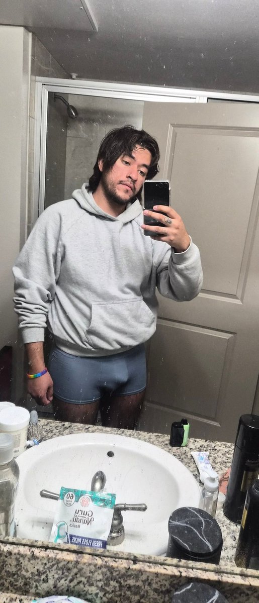 OhSpxcyyy's tweet photo. Good morning gays and girls 

#gaytwt #undies #wataa #goodmorning https://t.co/844nDt70DI