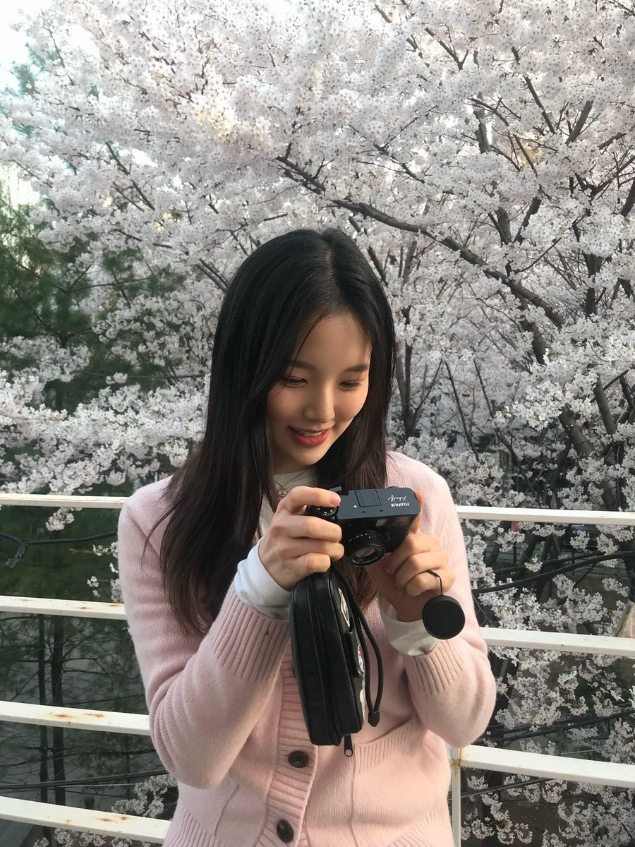 이거 ㄹㅇ로 사커고 싶어서 당황스럽다