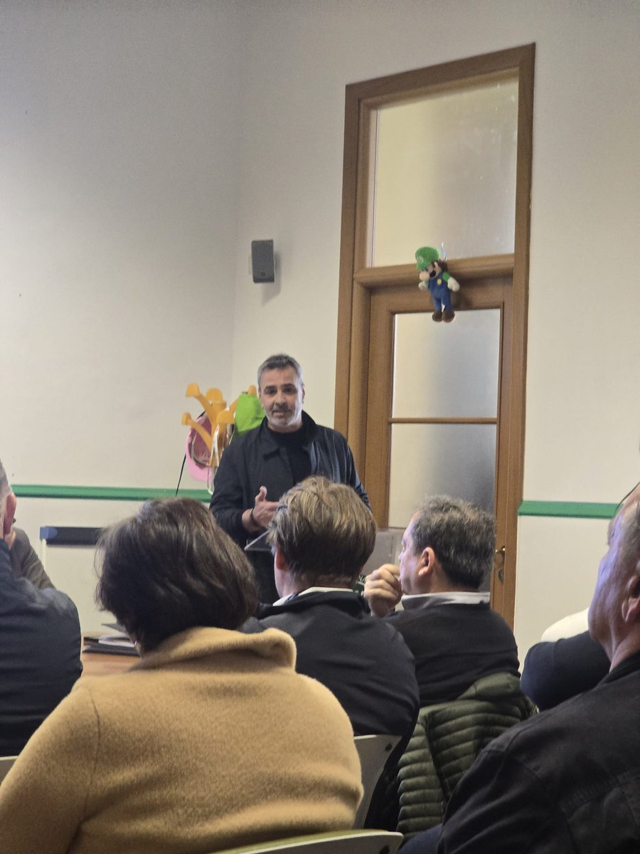 filcacislpuglia's tweet image. Oggi a #Bari Esecutivo della Filca-Cisl #Puglia, con i segretari generali della #Cisl regionale Antonio Castellucci, e della Filca Puglia, Antonio Delle Noci. Nel corso dei lavori è stato approvato il bilancio consuntivo della struttura.