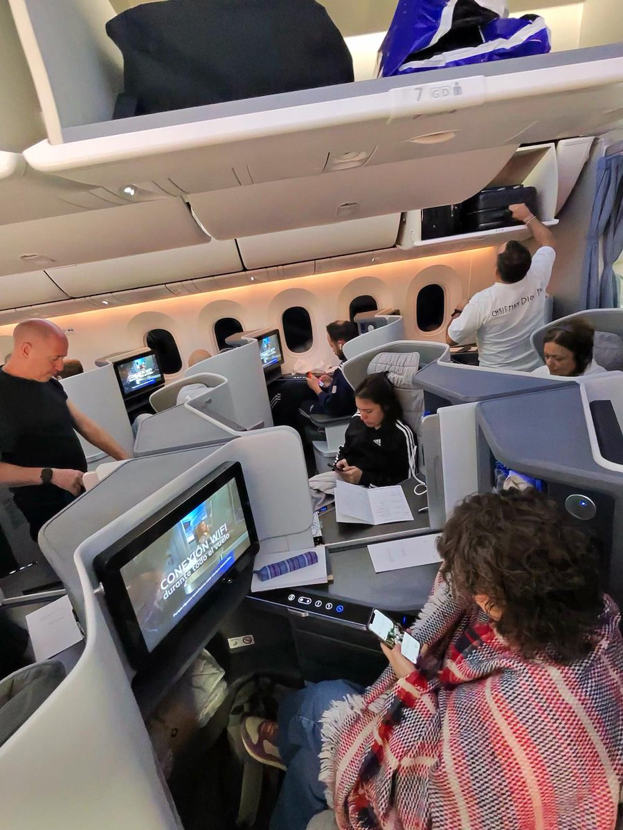 Bob D 🎵🎸♒ Stop Fascismo AntiGlobalista Mundial tweet media