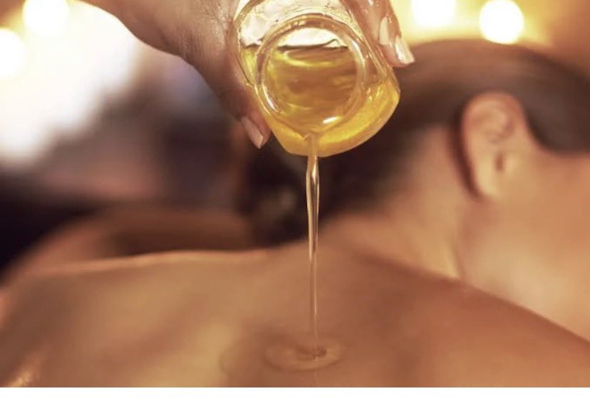 misschizim's tweet image. 🌿 Not just relaxation—real results.
Massage therapy helps reduce inflammation and promotes overall physical well-being.
Massage therapy relieves built-up tension and restores muscle balance.
Book now and feel renewed.
 #PainRelief #WellnessCare #StressRelief  #NaturalHealing