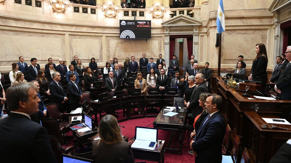 Appdate Legislativo tweet media