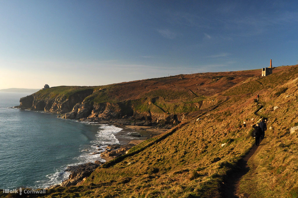 iwalkc's tweet image. Porthleven to Rinsey Head circular #walk
Length: 6.8 miles
Steepness grade: moderate-strenuous
Link to walk: iwkc.co.uk/w/210