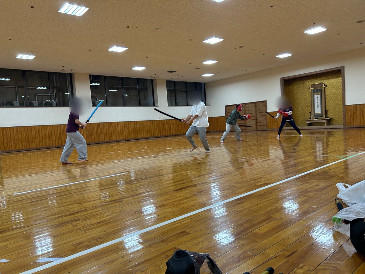 BukkyoSC's tweet photo. 佛教大学スポーツチャンバラサークルです！

4月7日に1回目の体験会を行いました！

1回目��2人の新入生が参加してくれました！

新入生が参加してくれ楽しく活動することができました！

次回の体験会の参加お待ちしてます！

#佛教大学　#佛大　#スポーツチャンバラ　#スポチャン　#体験会 https://t.co/57sqNx70CQ