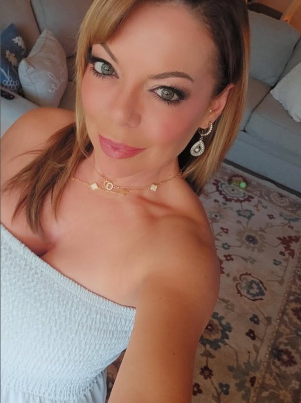 KimberJordanVIP's tweet photo. I need a distraction… come be it on my main page 🫦
https://t.co/U3ktMzILy3 https://t.co/iWO0BLe4Ov