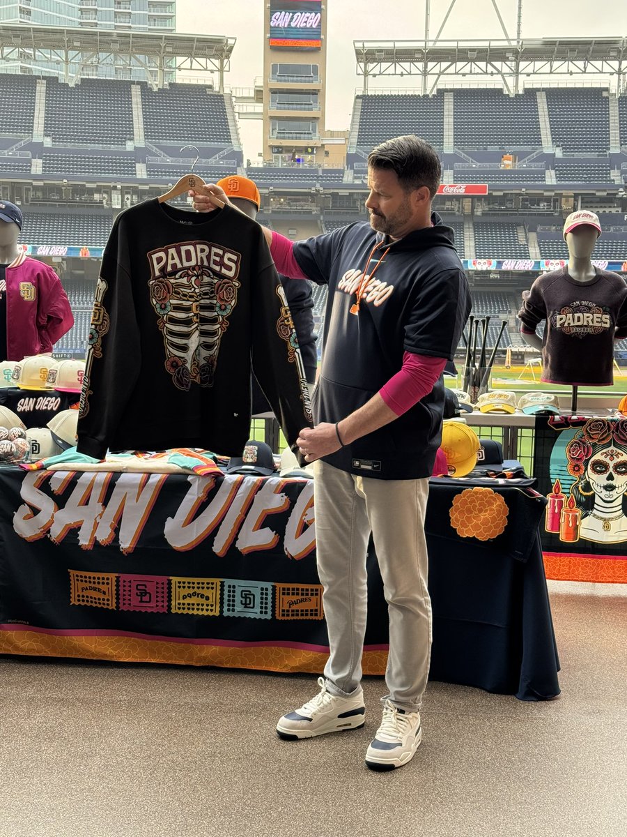 JulianDelGaudio's tweet image. A look at some of the new items at the #Padres store for City Connect 2.0

#ForTheFaithful