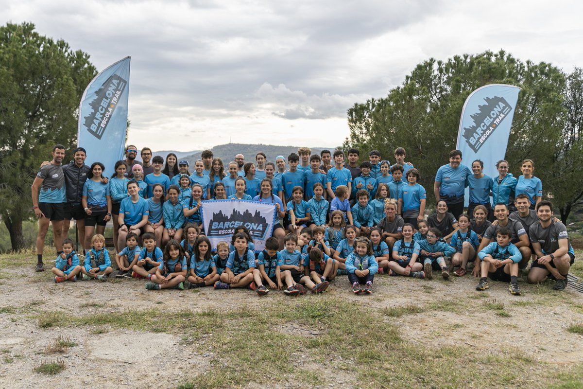 🏃‍♂️🏃‍♀️#ESCOLATRAILBARCELONA 🌿

Aquí no solo se corre, se crece. Niños y jóvenes aprenden esfuerzo, amistad y respeto por la naturaleza mientras descubren su pasión por el trail.

Reportaje completo en 👉🏼 #SportviciousMagazine #83 sportvicious.com/2026/03/sportv…