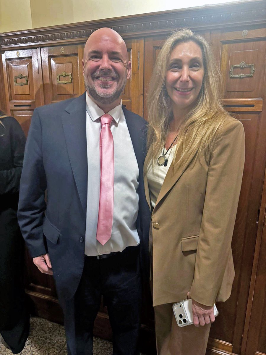 Otra jornada importante en el Congreso junto al jefe.

Seguimos avanzando en las transformaciones que está llevando adelante <a href="/JMilei/">Javier Milei</a>
