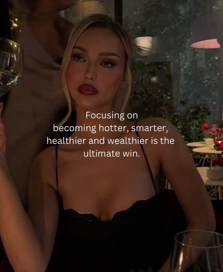 AspiringGirlie tweet media