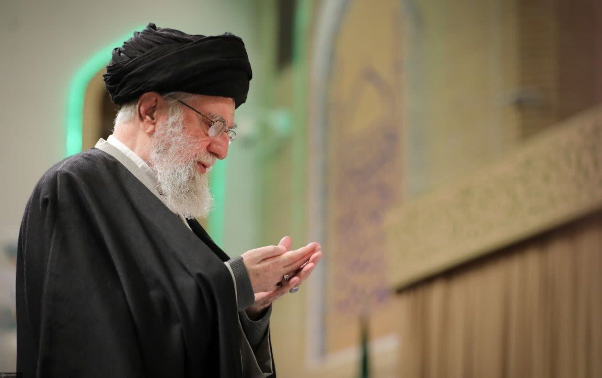 تا چشم کار می‌کند جای تو خالیست.
#شهید_ایران