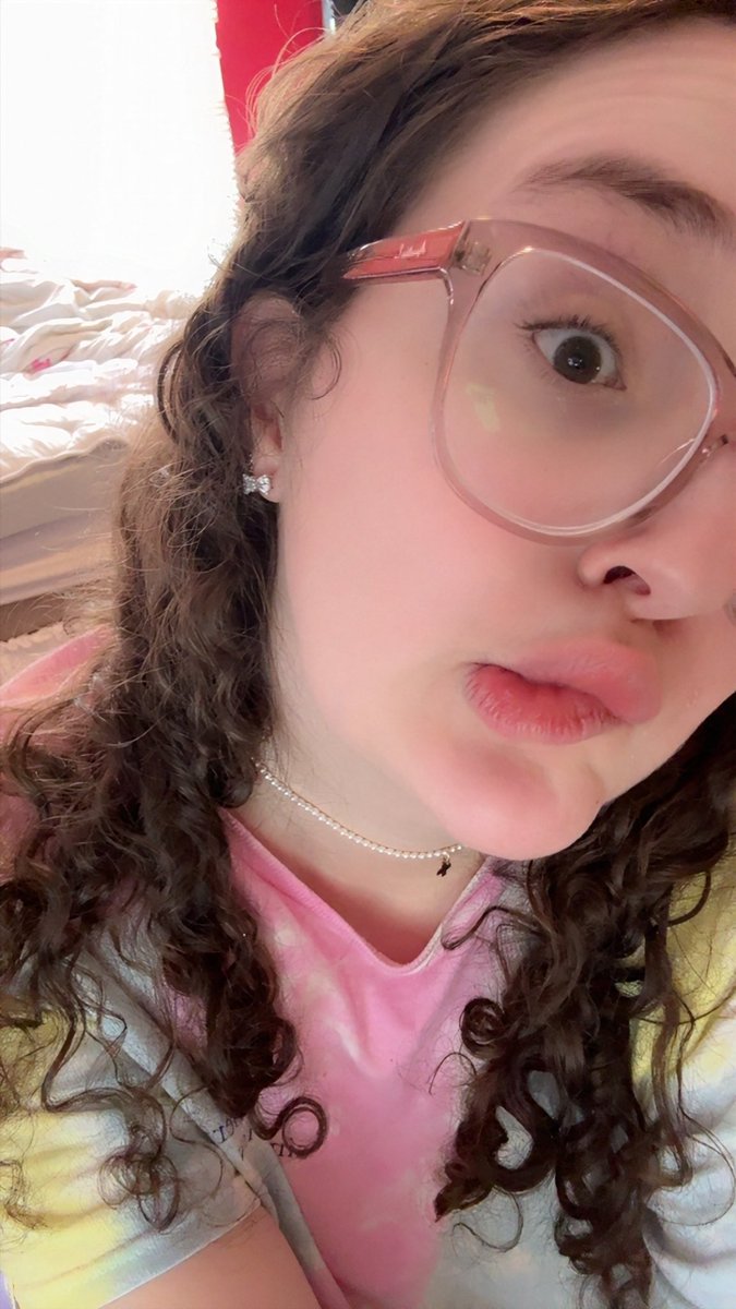 ❀Ellie❀ tweet media