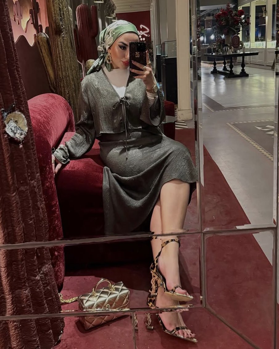 Hijab / Türban / Model / Ayak