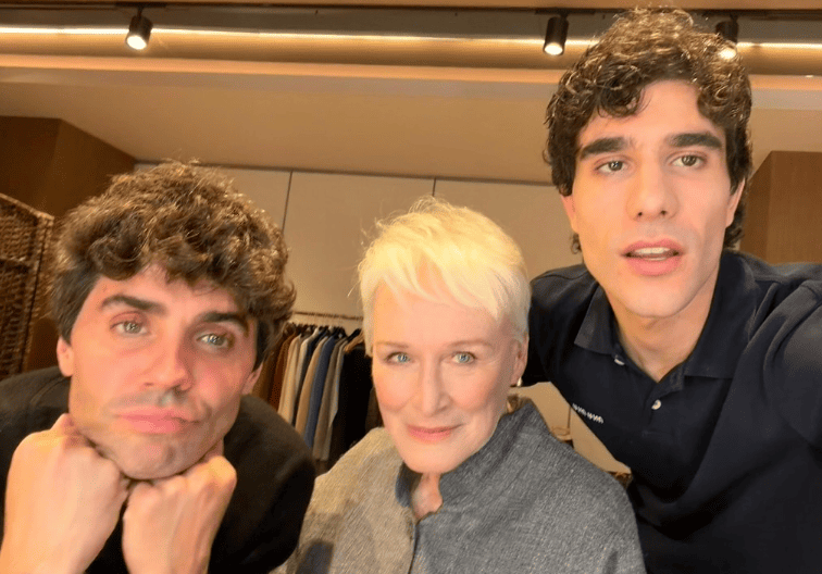 badpostclose's tweet photo. La Bola Negra will have its premiere in may at the Cannes Film Festival

The movie directed by the Javiers is produced by Pedro Almodovar and it is the first Glenn Close picture to premiere at the official competition at Cannes. https://t.co/zdIkrstrIi