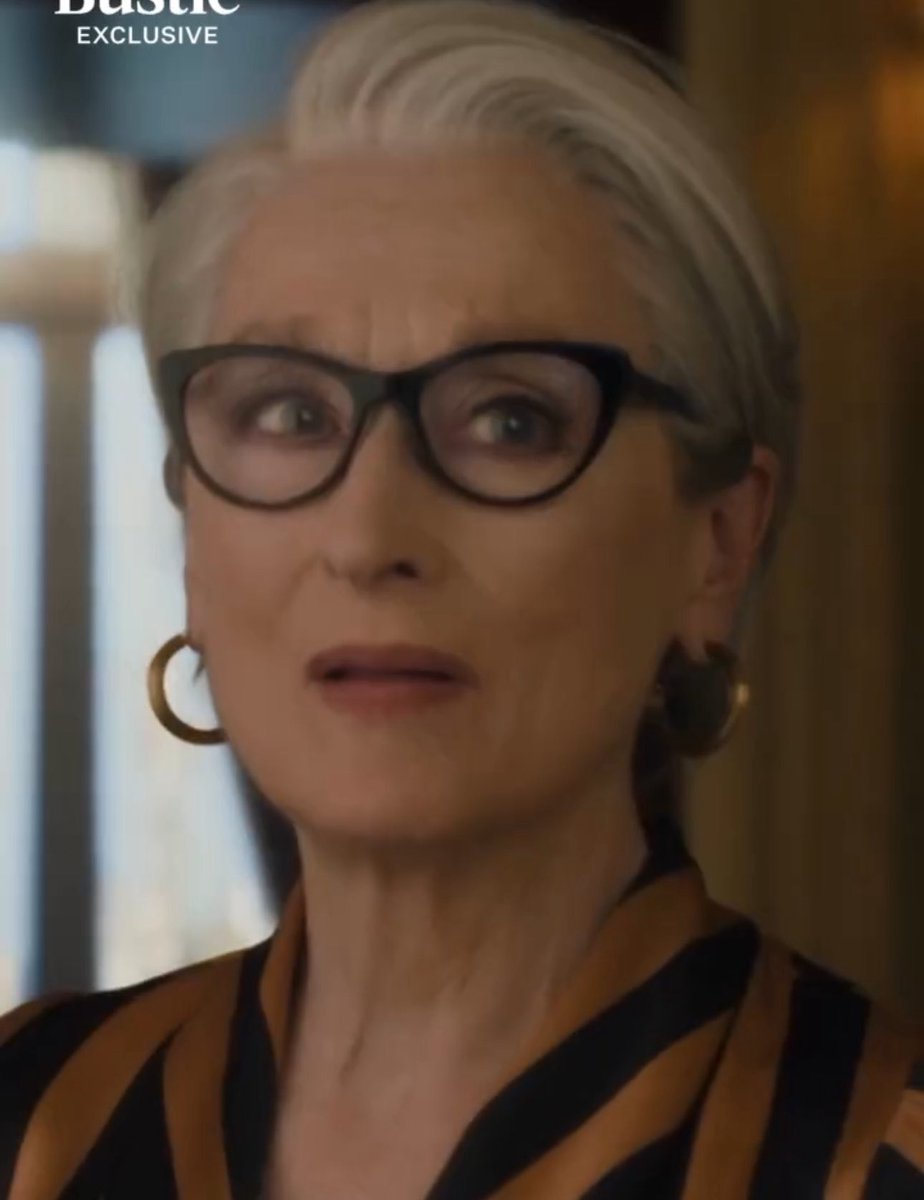 gala 👠 tweet media