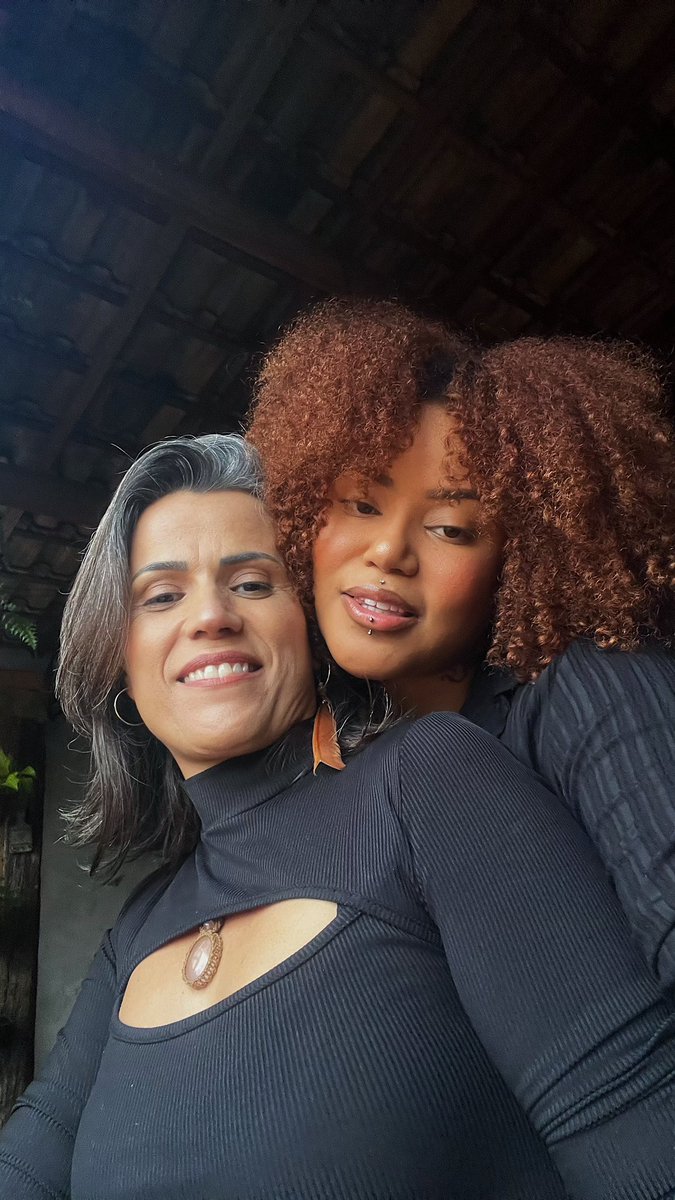 honeybaby 🐝 tweet media