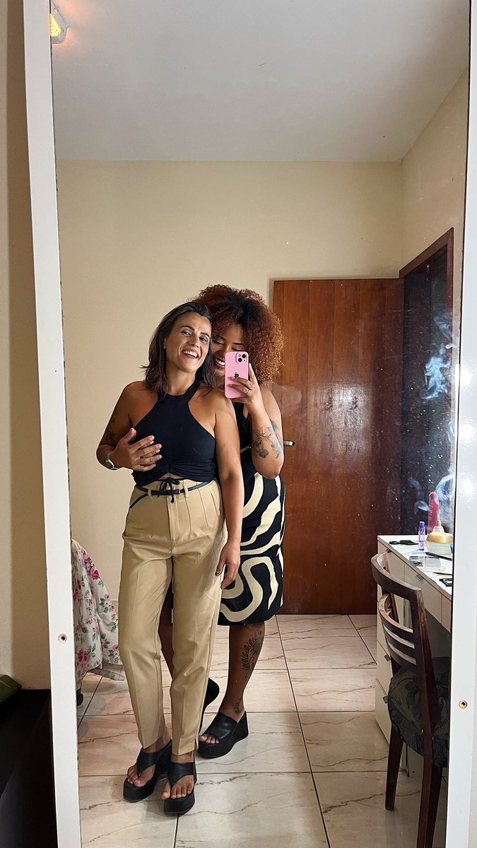 honeybaby 🐝 tweet media