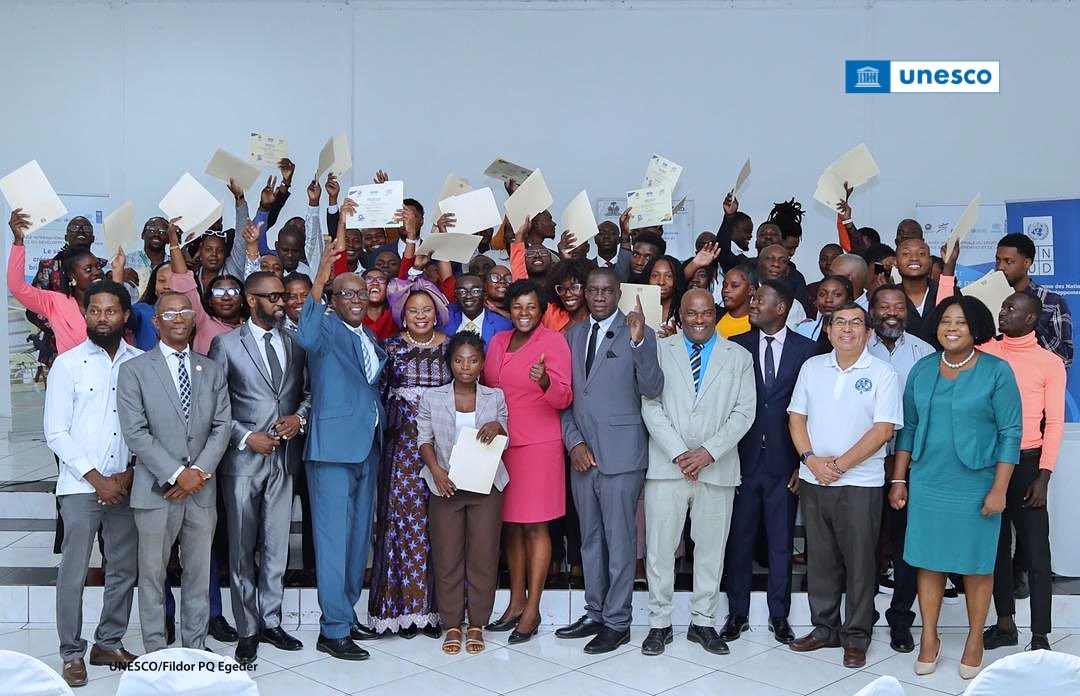 Global Infos tweet media