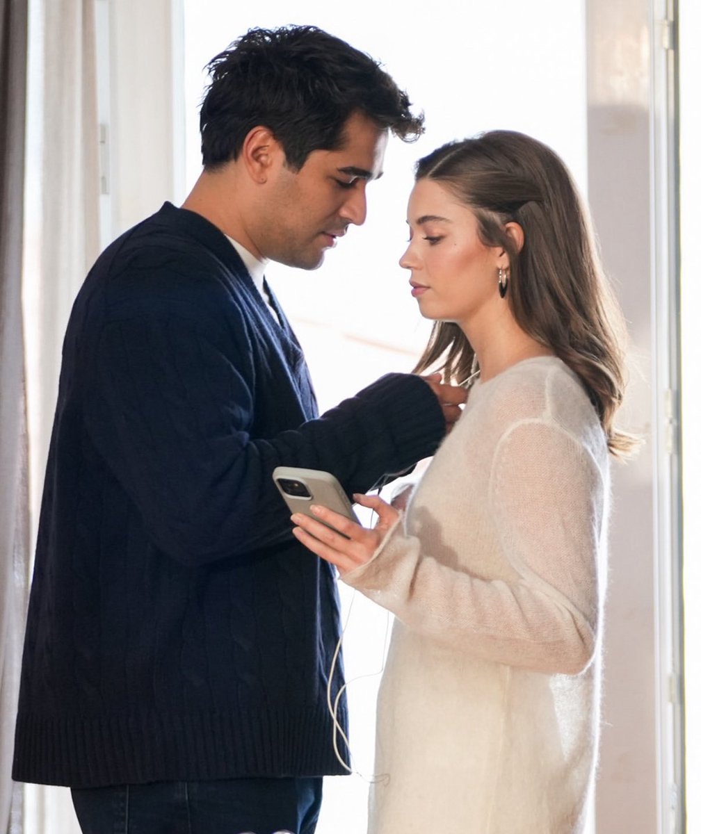 Zozo 💅 tweet media