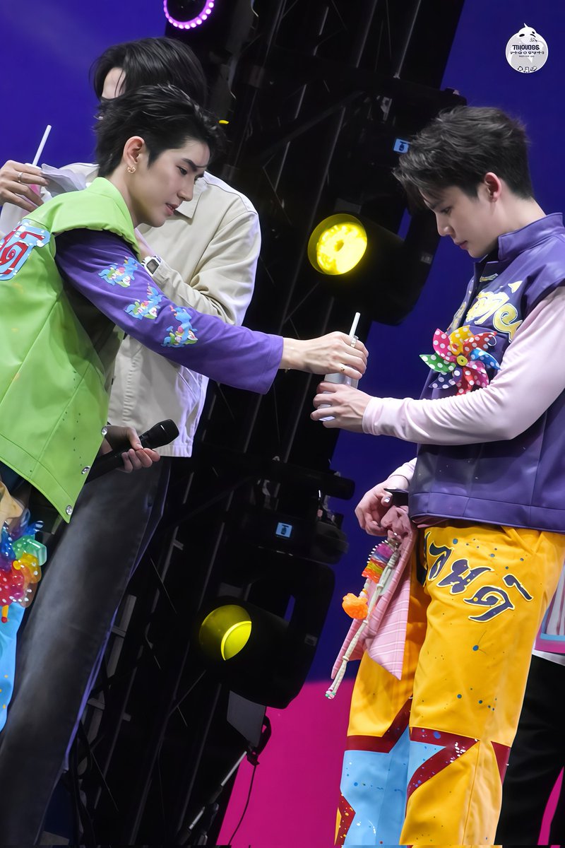 ว-า-ฬ-ห-มี-ข-า-ว (𝚃𝙽-𝙵𝙱-𝙹𝚂) tweet media