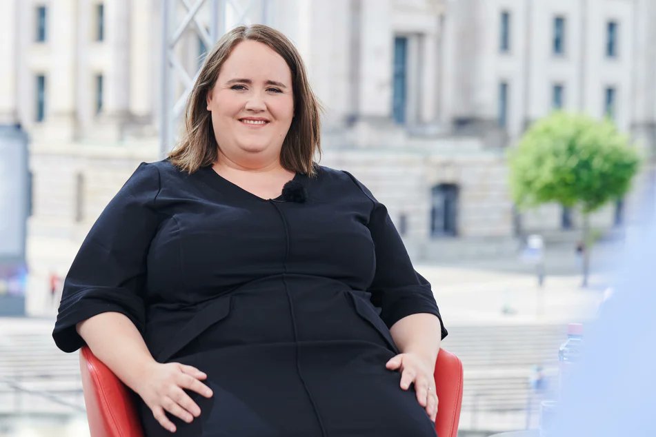 mara@räumtauf⭐️ tweet media