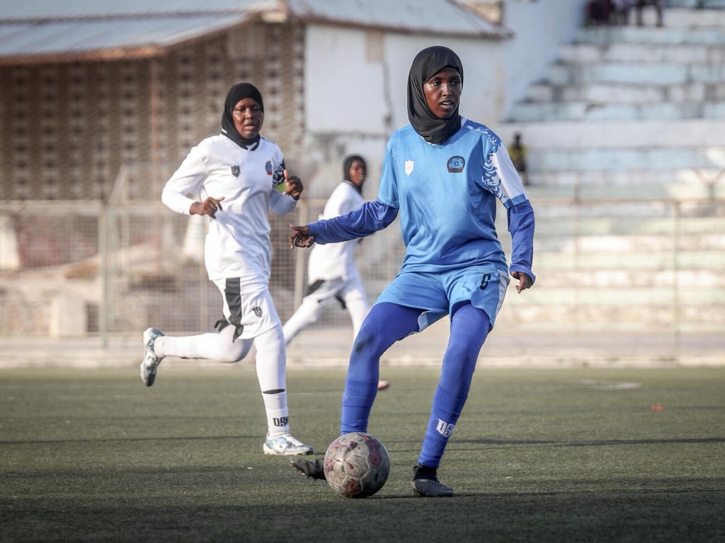 MohamedASalad's tweet photo. Somali football in last 6 months alone: 

- Men’s team progressed to the AFCON qualifiers.
- Referee selected to the World Cup after being awarded ‘African referee of the year’.
- Women’s professional football established. 
- U17 performed incredibly at CECAFA.   

Progress ⏳🇸🇴 https://t.co/Rcdm7Ilvnx