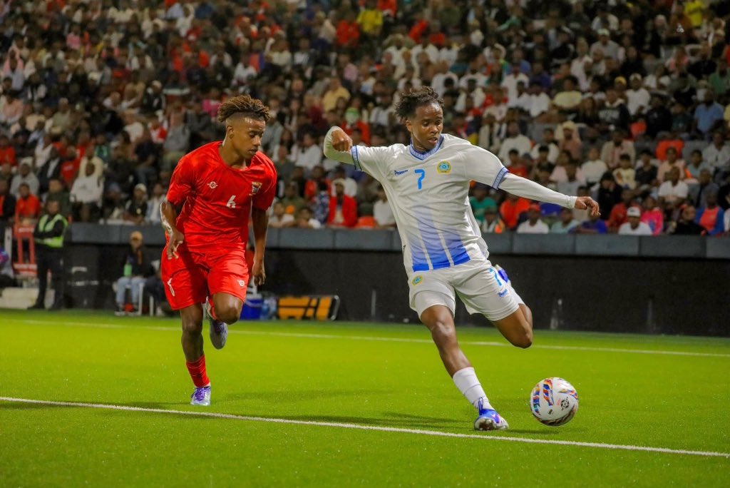 MohamedASalad's tweet photo. Somali football in last 6 months alone: 

- Men’s team progressed to the AFCON qualifiers.
- Referee selected to the World Cup after being awarded ‘African referee of the year’.
- Women’s professional football established. 
- U17 performed incredibly at CECAFA.   

Progress ⏳🇸🇴 https://t.co/Rcdm7Ilvnx