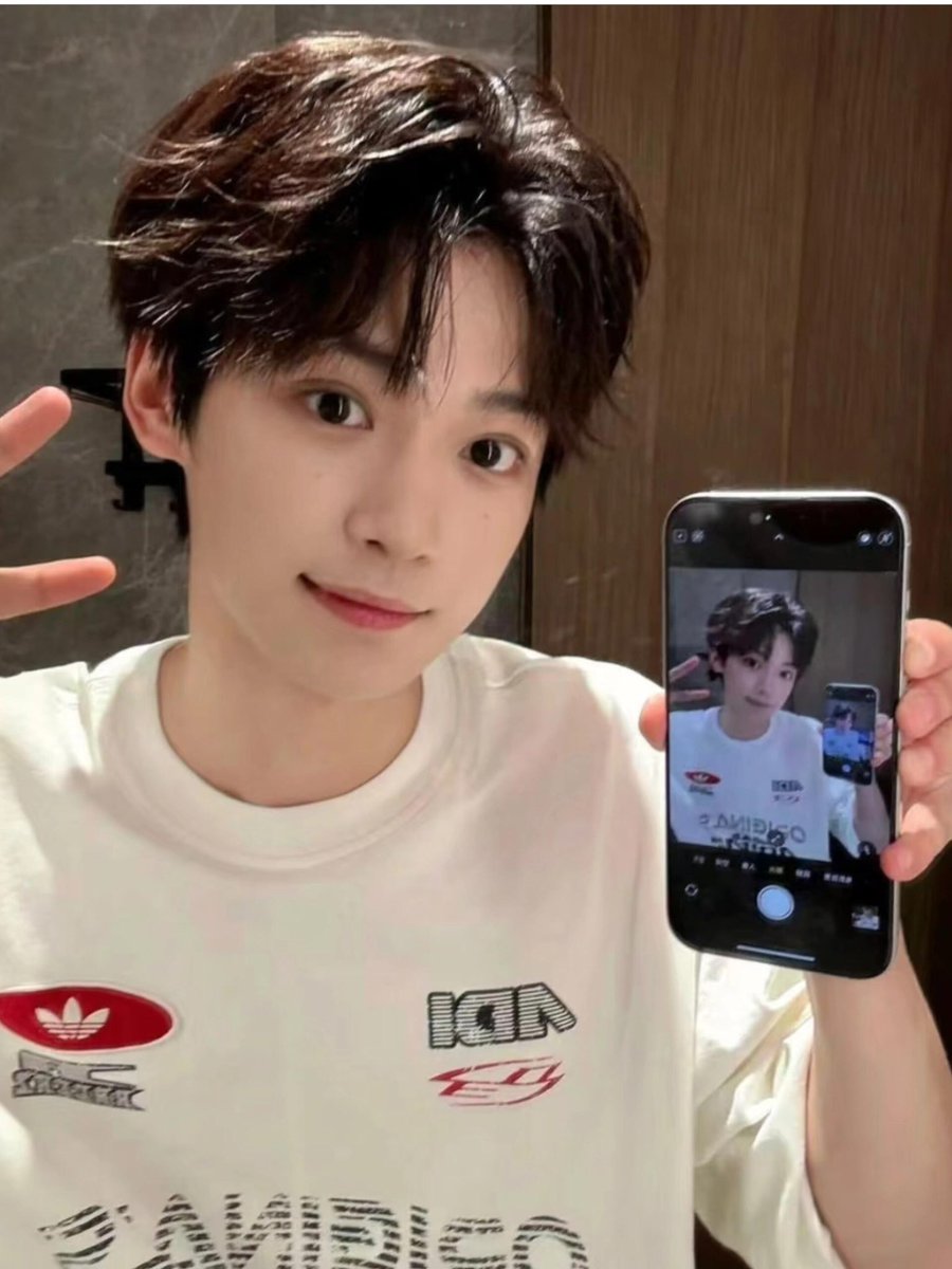 Bee 🐝 – ina karna UTS AAAAA tweet media