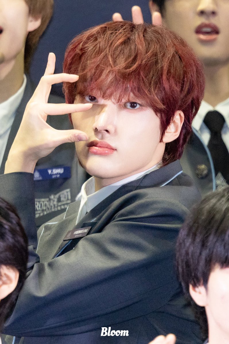 𝐁𝐥𝐨𝐨𝐦 tweet media