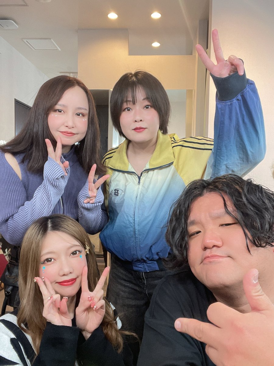mikkaimimimi's tweet photo. 本日、BANGBOOありがとうございました❤️☺️ベースサポートはお馴染みハヤシライフから新田でした🔥🌟🙌次回ライブは4月22日心斎橋JANUSです🔥🦄ぜひ遊びにきてね🐵🐵🐵 https://t.co/a3V2loFpRl