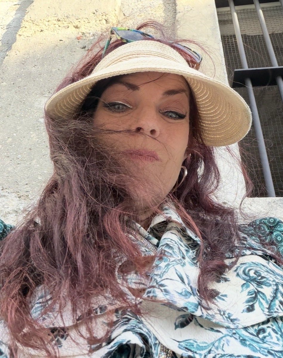 6O3Sabrina's tweet image. My white grandparents picked cotton in the fields of America making this great nation what is it today. 

My oldest white son was forced to pick weeds with prisoners for “COMMUNITY SERVICE” just to graduate High School here in New Hampshire years ago. 

I think my 400 year