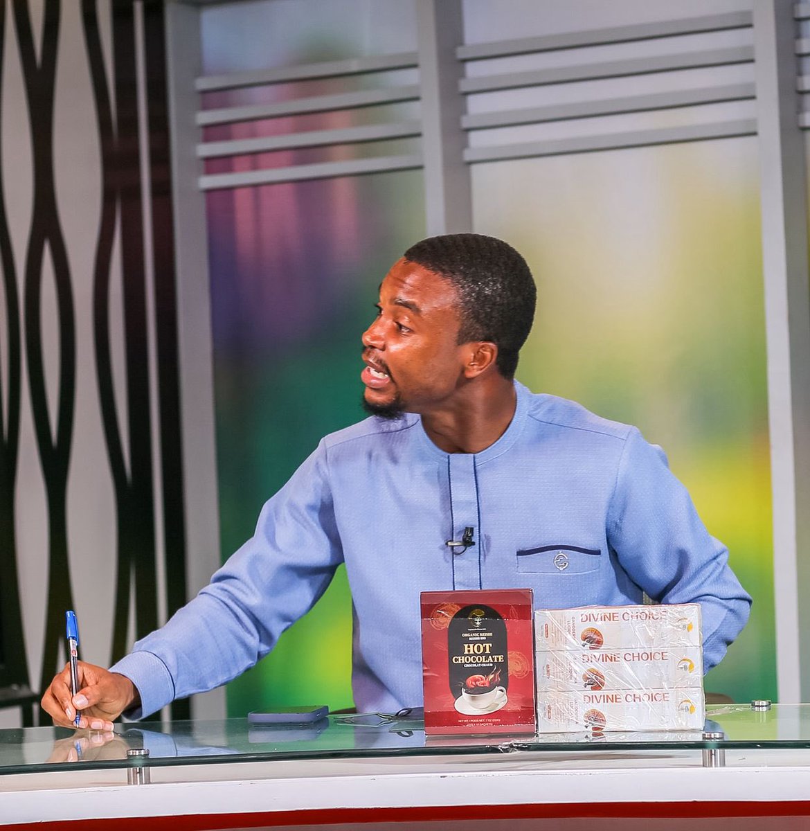 𝑳𝑶𝑵𝑮 𝑳𝒀𝑭 tweet media