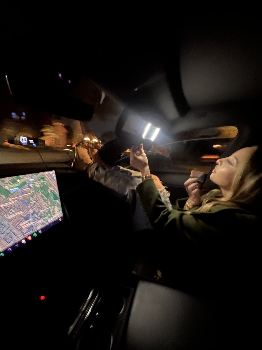 Melissa Stratton tweet media