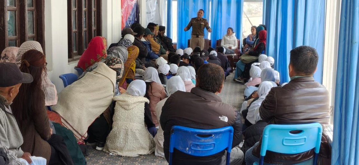 NubraPolice's tweet photo. Today, the SHO Nubra Visited Turtuk border area; conducted awareness sessions on Drug Abuse &amp; Cyber Crime at HSS Bogdang &amp; HSS Tyakshi with active participation from students, staff &amp; locals.

#DrugFreeIndia #CyberSafety #CommunityPolicing https://t.co/V2bqeyvMic