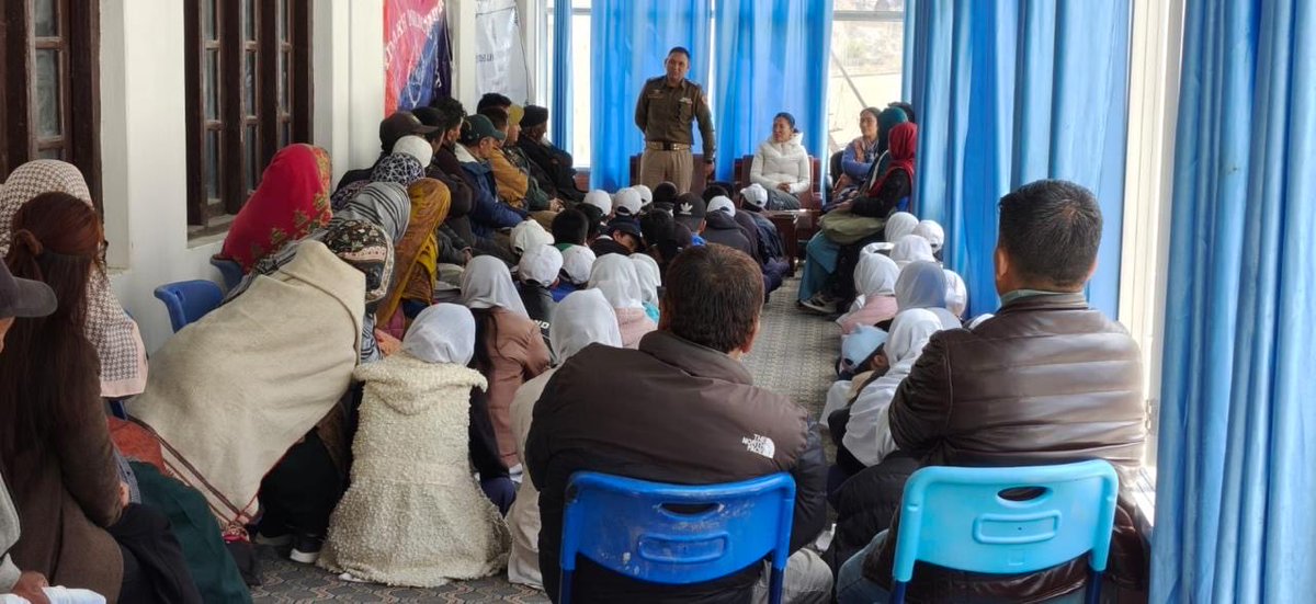 NubraPolice's tweet photo. Today, the SHO Nubra Visited Turtuk border area; conducted awareness sessions on Drug Abuse &amp; Cyber Crime at HSS Bogdang &amp; HSS Tyakshi with active participation from students, staff &amp; locals.

#DrugFreeIndia #CyberSafety #CommunityPolicing https://t.co/V2bqeyvMic