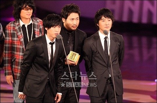 ㅣㅑ쵸 tweet media