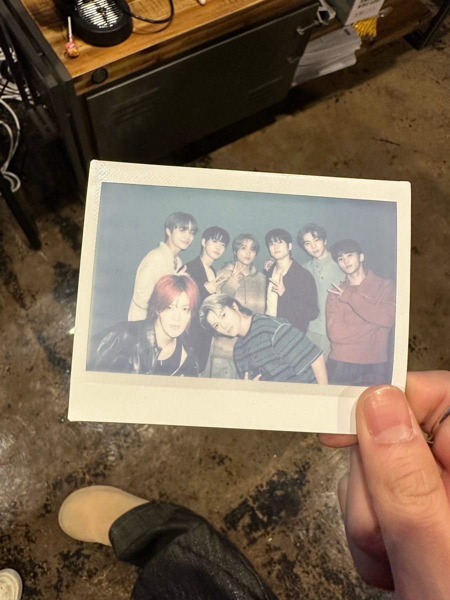 mlyn lee tweet media