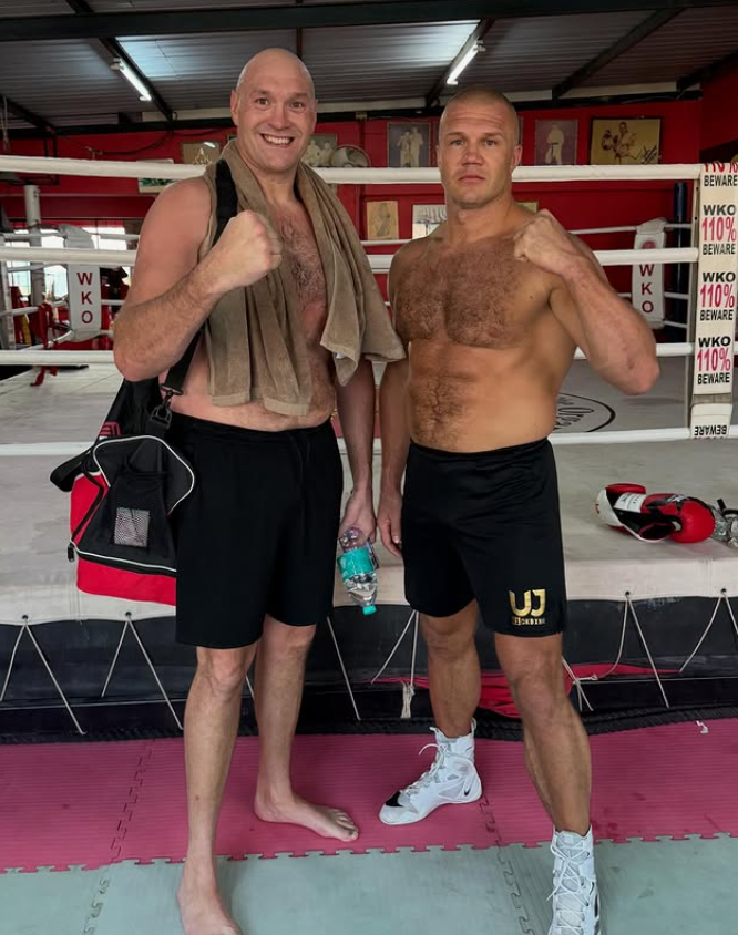 Alan Murphy tweet media